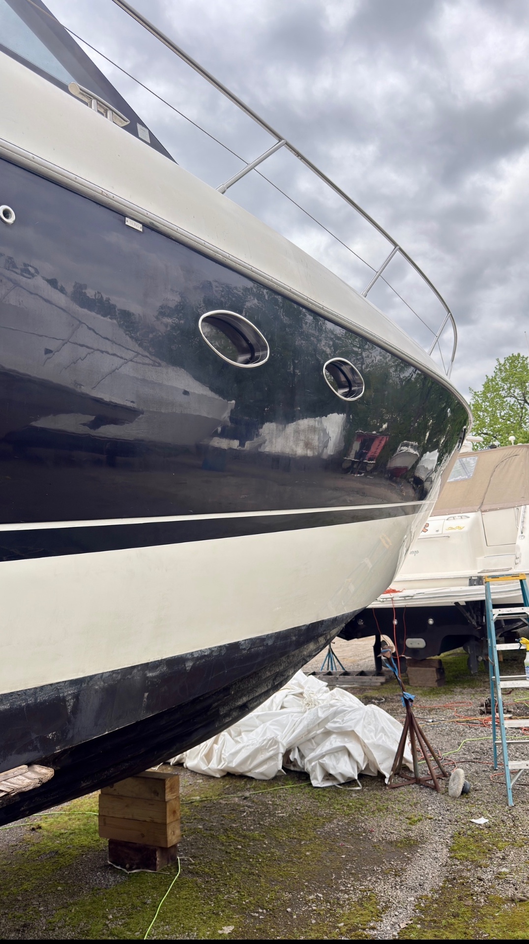 Dark Hull — Oxidation Removal before service